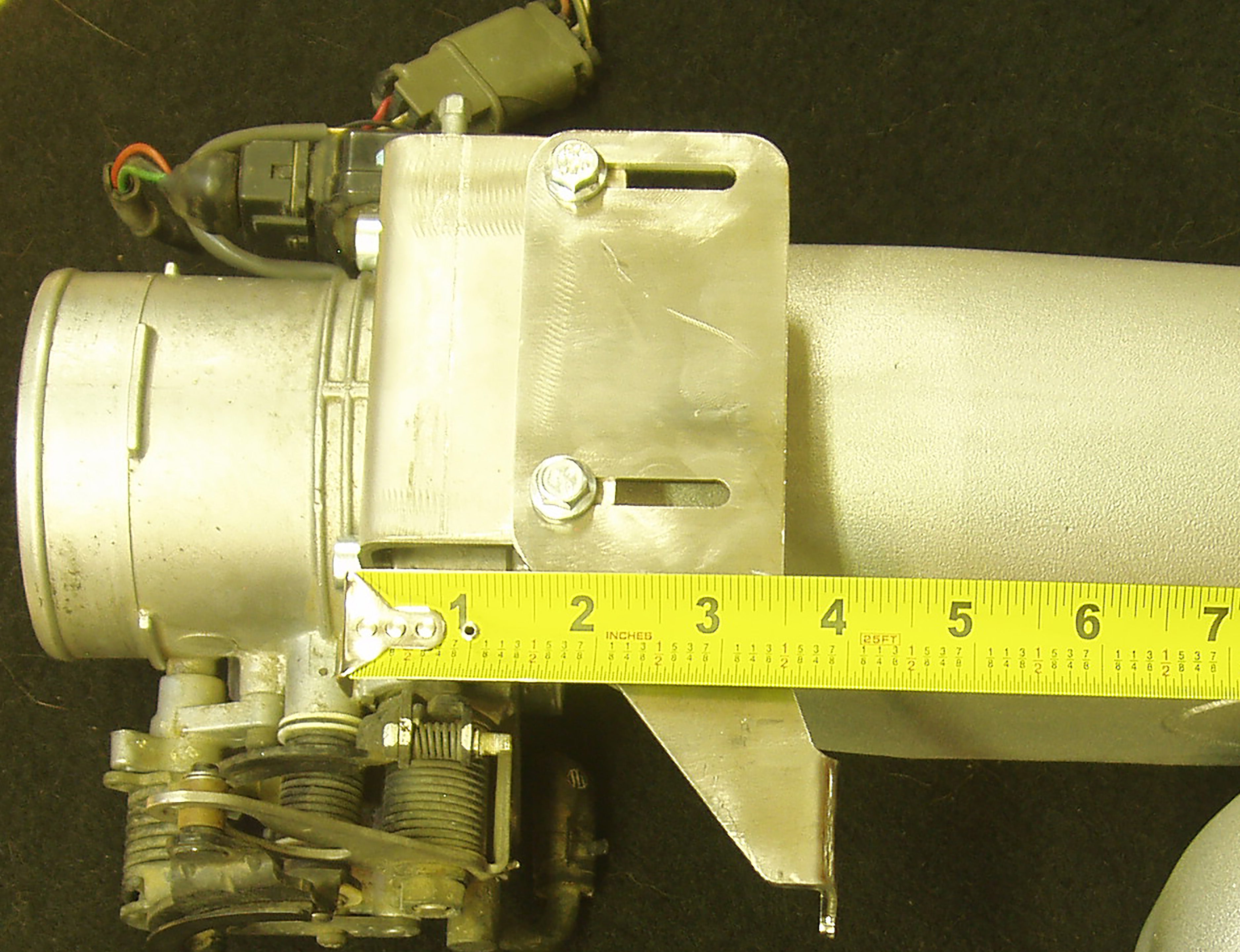 Nissan Q45 Throttle Cable Bracket - Series 2