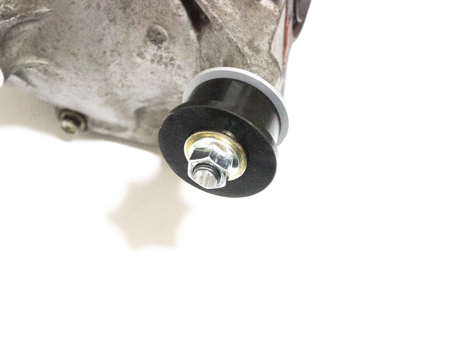 MX83 Differential Bushings