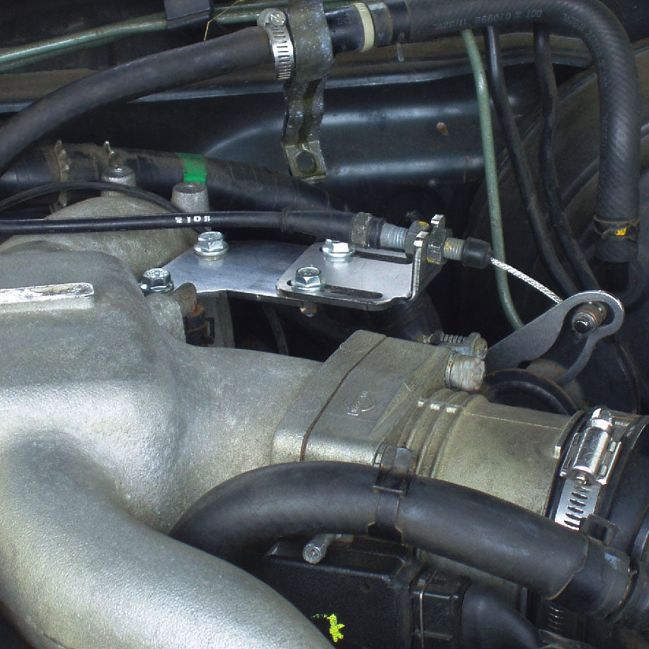 Nissan Q45 Throttle Cable Bracket - Series 3